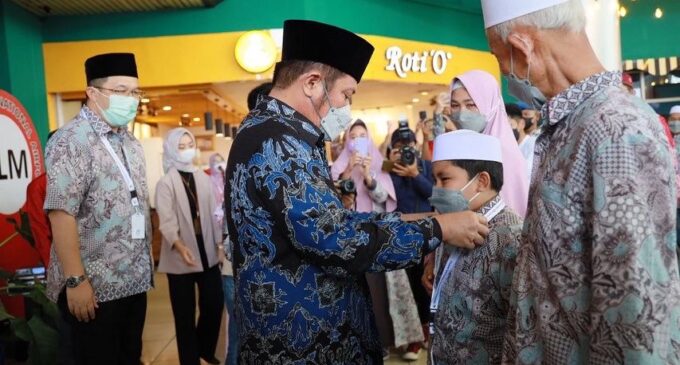 Setelah Sempat Tertunda Akibat Pandemi, Herman Deru Kembali Lepas Keberangkatan Jemaah Umroh Ke Tanah Suci