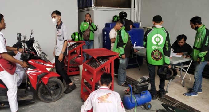 Gojek di Sumatera Ringankan Beban Harian Para Mitra Gojek Melalui Program Swadaya   