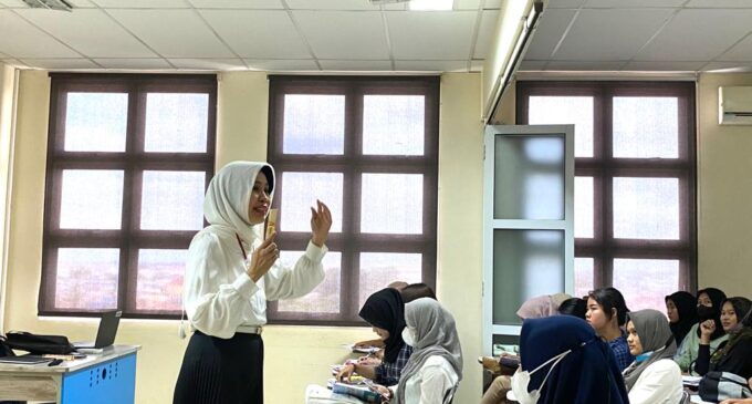 Rektor Kenalkan Proses Pembelajaran di UBD Kepada Mahasiswa Baru