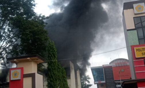 Akibat Dua Anak Kecil Main Korek Api, Gedung Riset Centre Polsri Terbakar