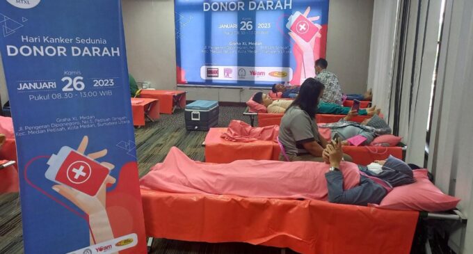 Sambut Hari Kanker Sedunia XL Axiata – Komunitas Jurnalis Gelar Donor Darah di Medan