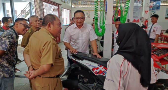 Komitmen di Dunia Vokasi, Astra Motor Sumsel Resmikan Pos AHASS TEFA