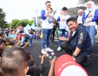 Libur Akhir Pekan, Gubernur Herman Deru dan KORMI Sumsel Olahraga Bareng Ribuan Warga OKU 