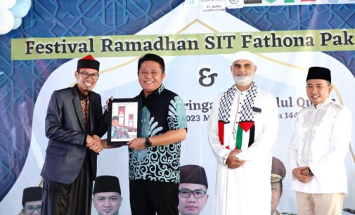 Herman Deru Ingin Lulusan  SIT Fathona Pakjo Tak Hanya Cerdas Tetapi Memiliki  Karakter  