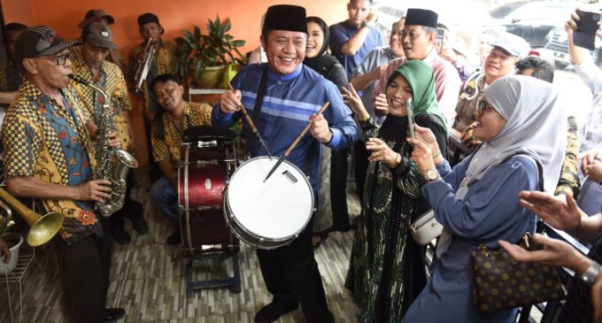 Hadiri Halal Bihalal Dengan IWARI Cempaka, Gubernur Herman Deru Dianugerahi Gelar “Cinta Marga” 