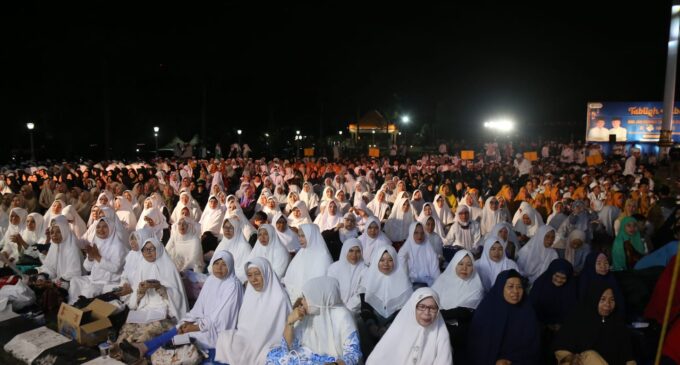 Ribuan Umat Muslim Hadiri Tabligh Akbar HUT Provinsi Sumsel ke 77 Tahun