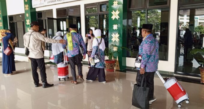 Kloter Terakhir Embarkasi Palembang Tiba di Asrama Haji