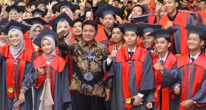 HD Berharap Para Hafidz dan Hafidzah Lulusan Al-Furqon Mengabdikan Diri ke Seantero Sumsel