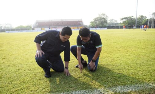 Herman Deru Temani Erick Tohir Pantau Seleksi Pemain Sepakbola Timnas Piala Dunia U 17