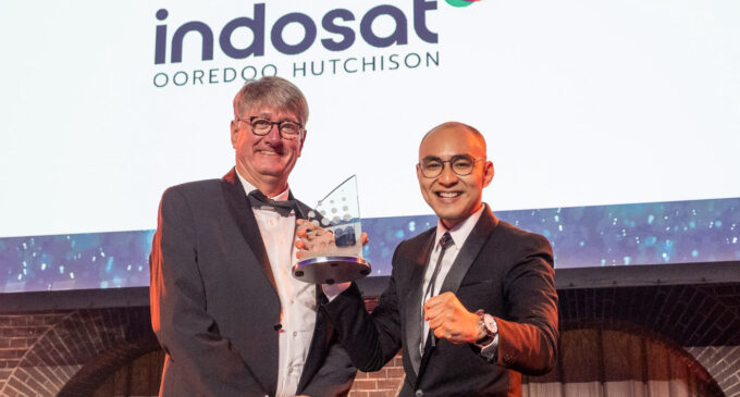 lndosat Borong Penghargaan World Communications Award 2023