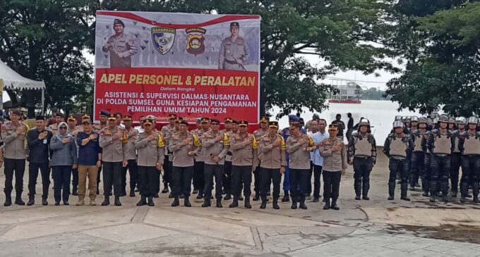 Kabarhankam Polri Pimpin Apel Kesiapan Pengamanan Pemilu 2024 di Sumsel