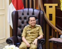 Minum Kopi Pinggir Sungai Musi Bakal Cetak Rekor Muri