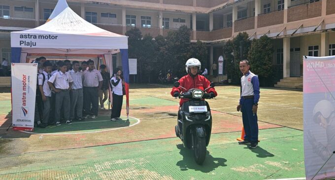 Astra Motor Sumsel Gelar Safety Riding – Fomo di SMA Adabiyah Palembang