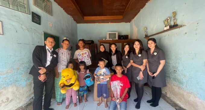 Sambut Hari Anak Nasional, Hotel Zuri Palembang Donasikan Mainan Untuk Anak Panti Asuhan