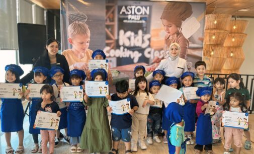 Serunya ‘’Kids Cooking Class’’ di Aston Palu