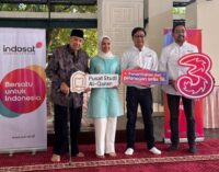 Tri Distribusikan Router Internet ke Ratusan Pesantren di Indonesia