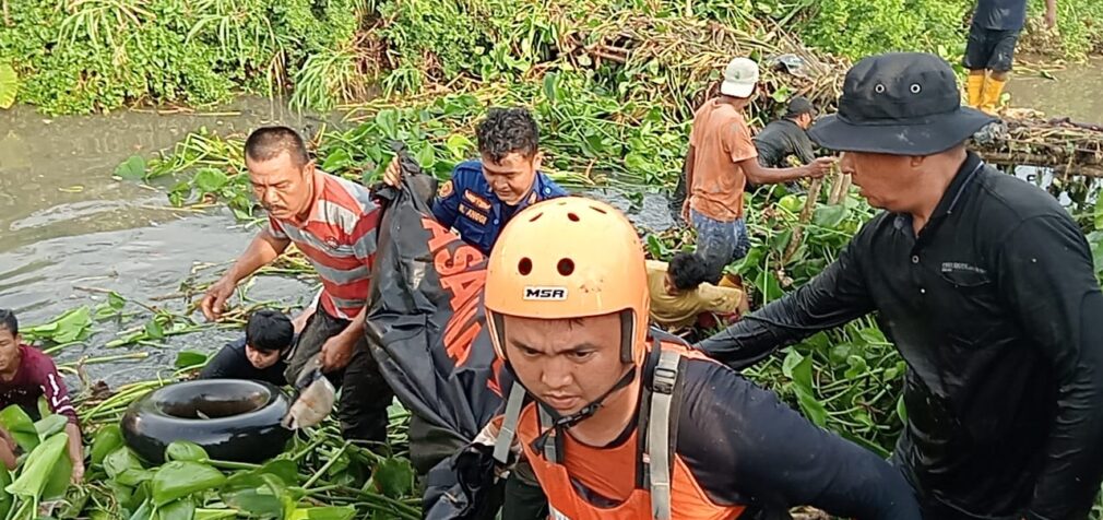 Hanyut Sejauh 1 Kilometer, Jasad Bocah Atha Paris Ditemukan Ditumpukan Enceng Gondok