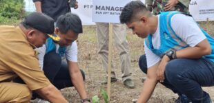 PLN UPT Baturaja dan IZI Luncurkan Program Penggantian Pohon dengan Tanaman Produktif di Jalur Transmisi