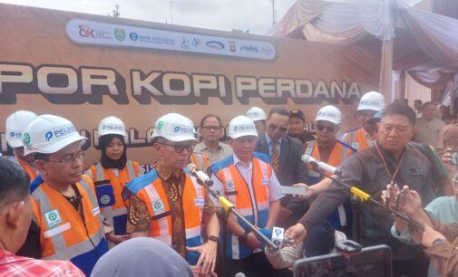 OJK Resmikan Ekspor Perdana Kopi Sumsel