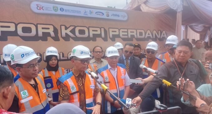 OJK Resmikan Ekspor Perdana Kopi Sumsel