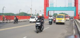 Tips #Cari_Aman Saat Berkendara di Sekitar Angkutan Kota