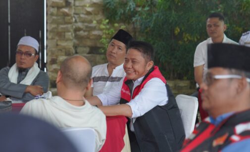 Ratusan Anggota ADO Sumsel Sumringah Dapat Bingkisan Ramadhan dari Herman Deru