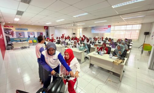 Kartini Masa Kini, Aman Berkendara dan Berdaya Bersama Astra Motor Sumsel