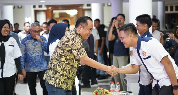 Wagub Cik Ujang Kukuhkan Kepengurusan KONI Muara Enim Masa Bakti 2025-2029