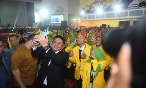 Gubernur Herman Deru Bersama Kajati Sumsel Beri Motivasi 9.040 Mahasiswa Baru Unsri Tahun 2025