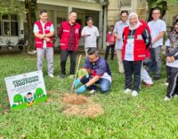 Astra Motor Sumsel Wujudkan Kepedulian Lingkungan di HUT PMI ke-80 lewat 1.000 Bibit Pohon