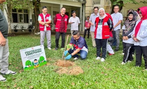 Astra Motor Sumsel Wujudkan Kepedulian Lingkungan di HUT PMI ke-80 lewat 1.000 Bibit Pohon