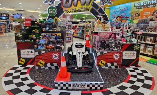 Nikmati Pengalaman Bermain dan Belanja Mainan Roda Lebih Seru di “On The Wheels” Toys Kingdom !