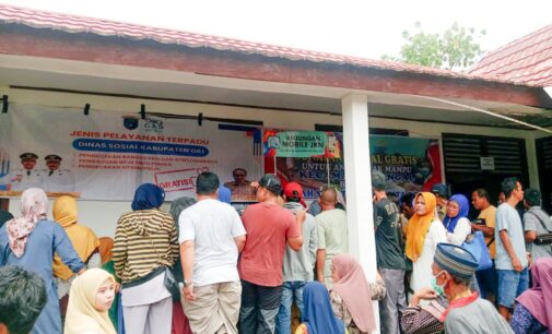 Layanan Administrasi JKN dari BPJS Kesehatan Palembang Diserbu Ratusan Warga Cengal