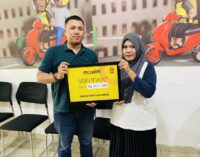 YPSSI Beri Santunan Rp34 juta ke Pengemudi Maxim yang Alami Lakalantas di Palembang