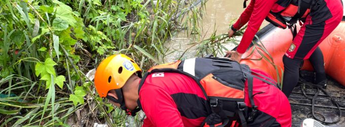 Bocah Tenggelam di Sungai Lematang, Tim Rescue Lakukan Pencarian
