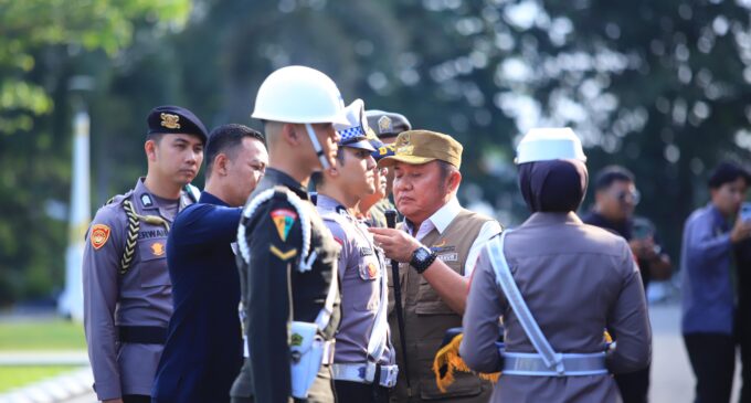 Pastikan Kesiapan Personel dan Fasilitas, Herman Deru Pimpin Apel Operasi Ketupat 2026