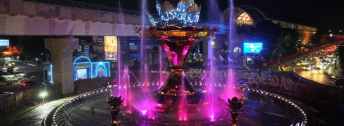 Didukung Bantuan Gubernur Rp10 Miliar, Gubernur Herman Deru Resmikan Wajah Baru Tugu Air Mancur Palembang