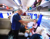 Wagub Cik Ujang Lepas Mudik Gratis Pemprov Sumsel Lebaran 1447 H, Ingatkan Pemudik Utamakan Keselamatan