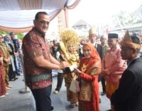 Sekda Sumsel Edward Candra Hadiri Tradisi Midang Morge Siwe di Kayuagung, Apresiasi Nilai Budaya dan Pariwisata