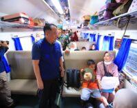 Wagub Cik Ujang Lepas Mudik Gratis Pemprov Sumsel Lebaran 1447 H, Ingatkan Pemudik Utamakan Keselamatan