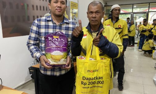 Maxim Palembang Berikan Sembako dan Siap Salurkan BHR Untuk Mitra Pengemudi