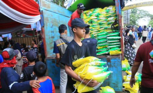 Wagub Cik Ujang Pimpin Operasi Pasar Murah Pemprov Sumsel, Perkuat Pengendalian Inflasi