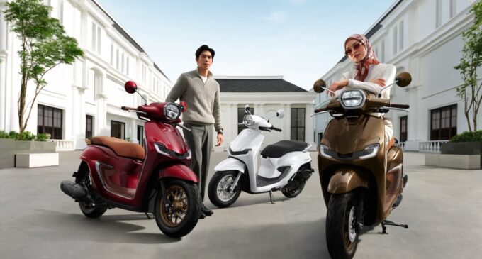Semakin Mewah dan Retro, New Honda Stylo 160 Hadir dengan Warna Spesial Burgundy