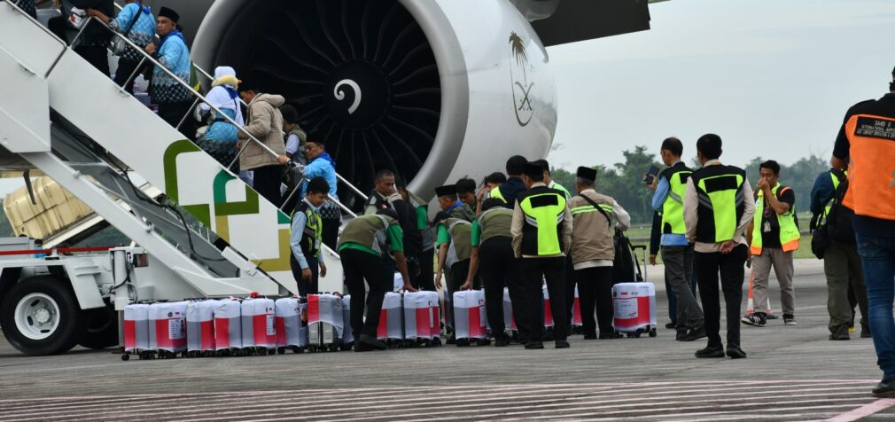 443 Jemaah Haji Kloter 1 Embarkasi Palembang Bertolak ke Tanah Suci