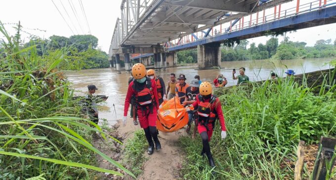 Tim SAR Temukan Jasad Siswi SMP yang Tenggelam di Sungai Komering