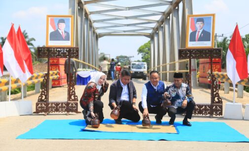 Gubernur Herman Deru dan Wagub Cik Ujang Resmikan 17 Jembatan di Sumsel, Percepat Konektivitas dan Dongkrak Ekonomi Warga