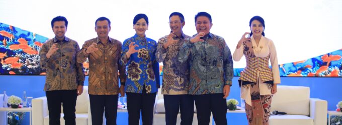 Herman Deru Jadi Satu-Satunya Gubernur dari Sumatera yang Tampil sebagai Pembicara pada Konferensi Nasional Ekonomi Daerah OJK