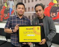 Maxim Berikan Santunan Rp 14 Juta Kepada Pengguna di Palembang