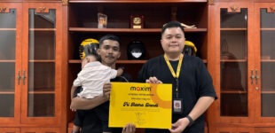 Narik Maxim Sambil Jaga Anak, Perjuangan Ayah Tunggal di Kolaka Bikin Haru