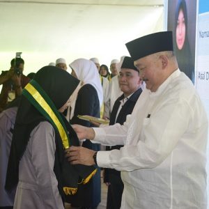 wisuda